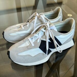 New Balance 327 “Sea Salt with White and Black”